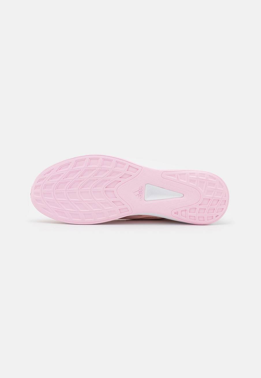 Фото № 5 с приближением к товару «‎Adidas Qt Racer»