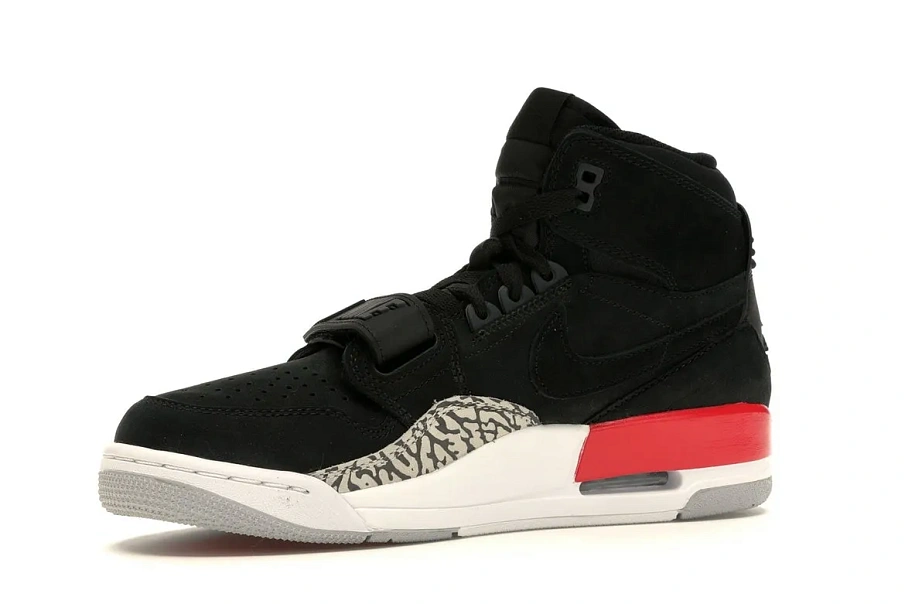 Фото № 2 с приближением к товару «‎Jordan Legacy 312 Black Fire Red»