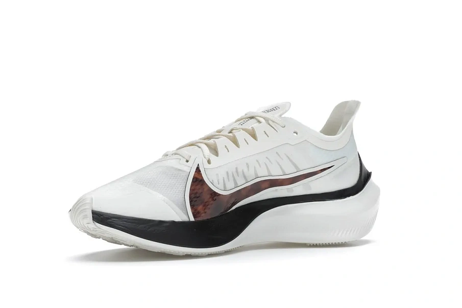 Фото № 4 с приближением к товару «‎Nike Zoom Gravity Sail »