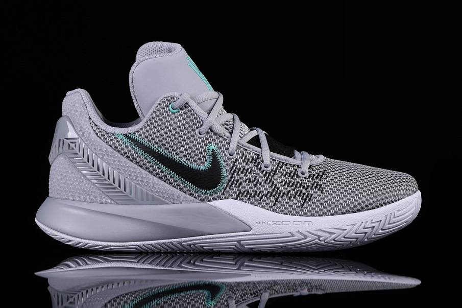 Фото № 1 с приближением к товару «‎Nike Kyrie Flytrap II Wolf Mint»
