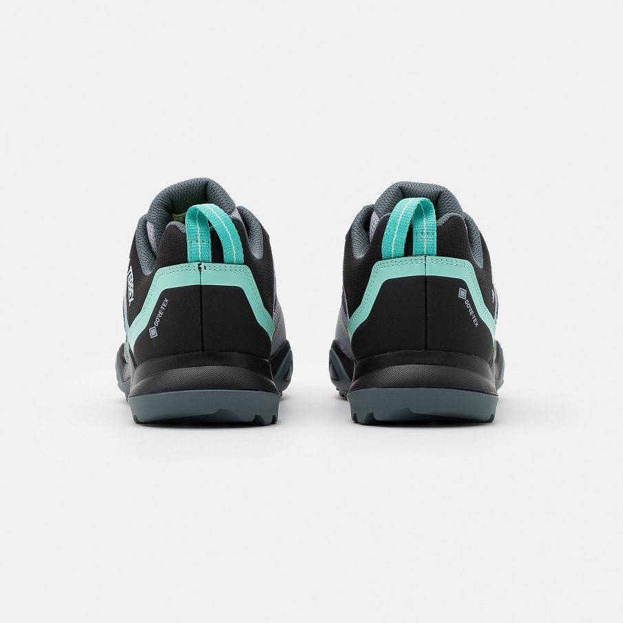 Фото № 3 с приближением к товару «‎Adidas Terrex Ax3 Gore-Tex»