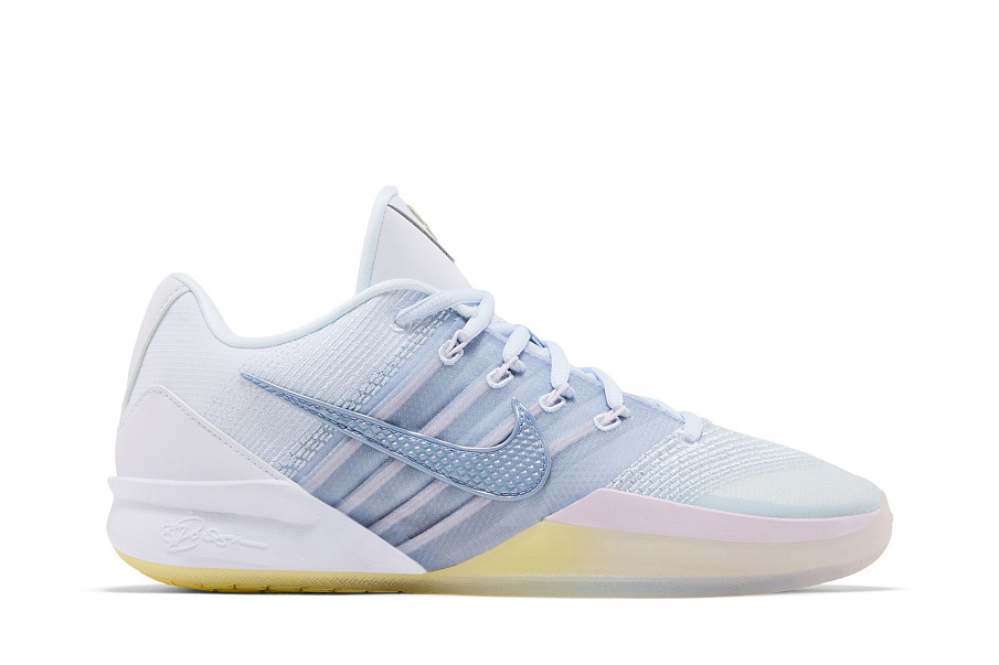 Фото № 2 с приближением к товару «‎Nike Women's Sabrina 3 Infinite»