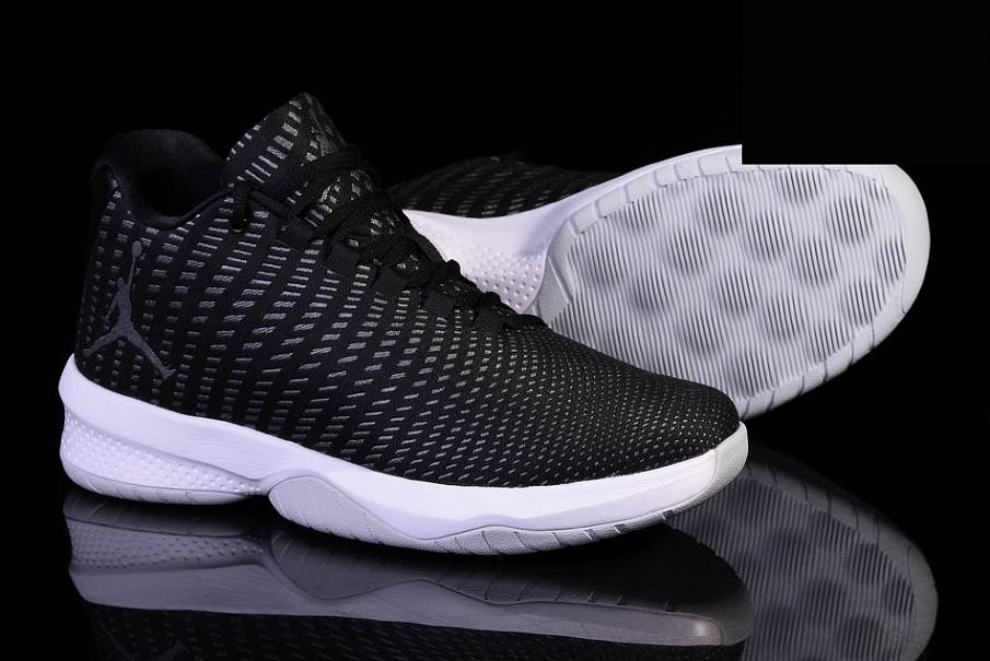 Фото № 2 с приближением к товару «‎Nike Air Jordan B. Fly Cross »