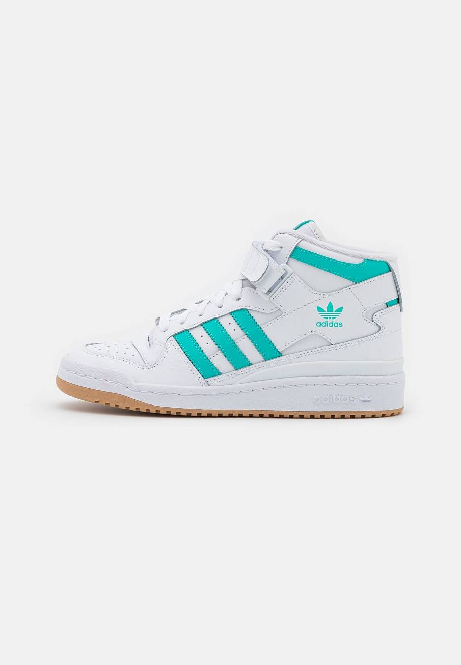 Фото № 2 с приближением к товару «‎Adidas Forum »