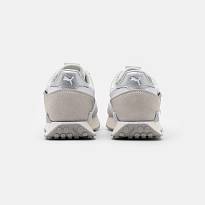 Фото № 3 с приближением к товару «‎Puma Future Rider Chrome »