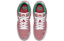 Фото № 3 с приближением к товару «‎Nike SB Dunk Low 'Candy Cane'»