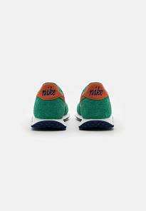 Фото № 5 с приближением к товару «‎Nike Waffle Trainer 2 »