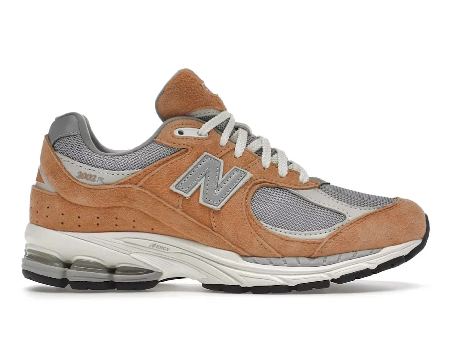Фото № 1 с приближением к товару «‎New Balance 2002R»