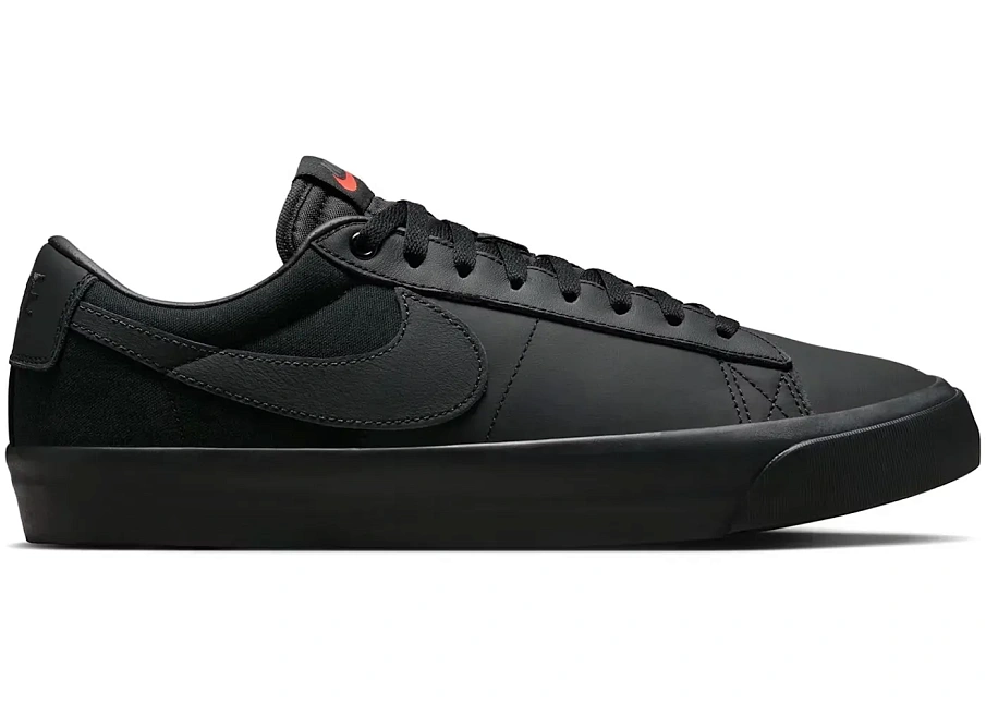 Фото № 1 с приближением к товару «‎Nike SB Zoom Blazer Low Pro GT ISO»