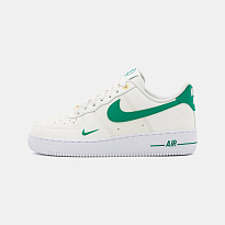 Фото № 1 с приближением к товару «‎Nike Wmns Air Force 1 07 SE Xcat »