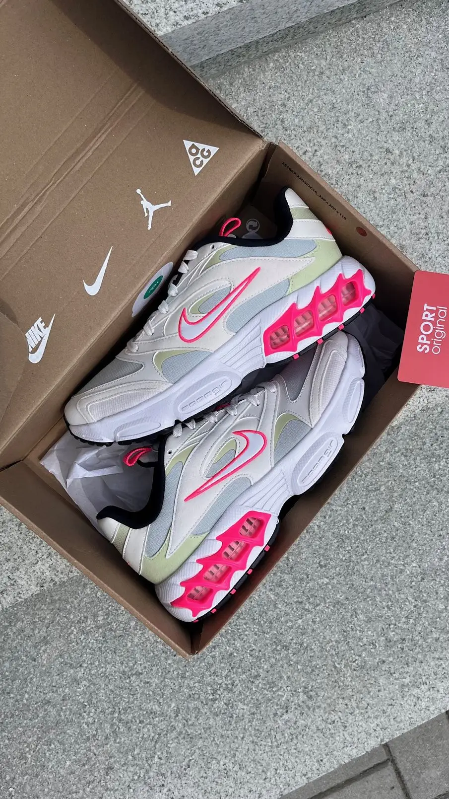 Фото № 2 с приближением к товару «‎Nike Zoom Air Fire (DV1129-002)»