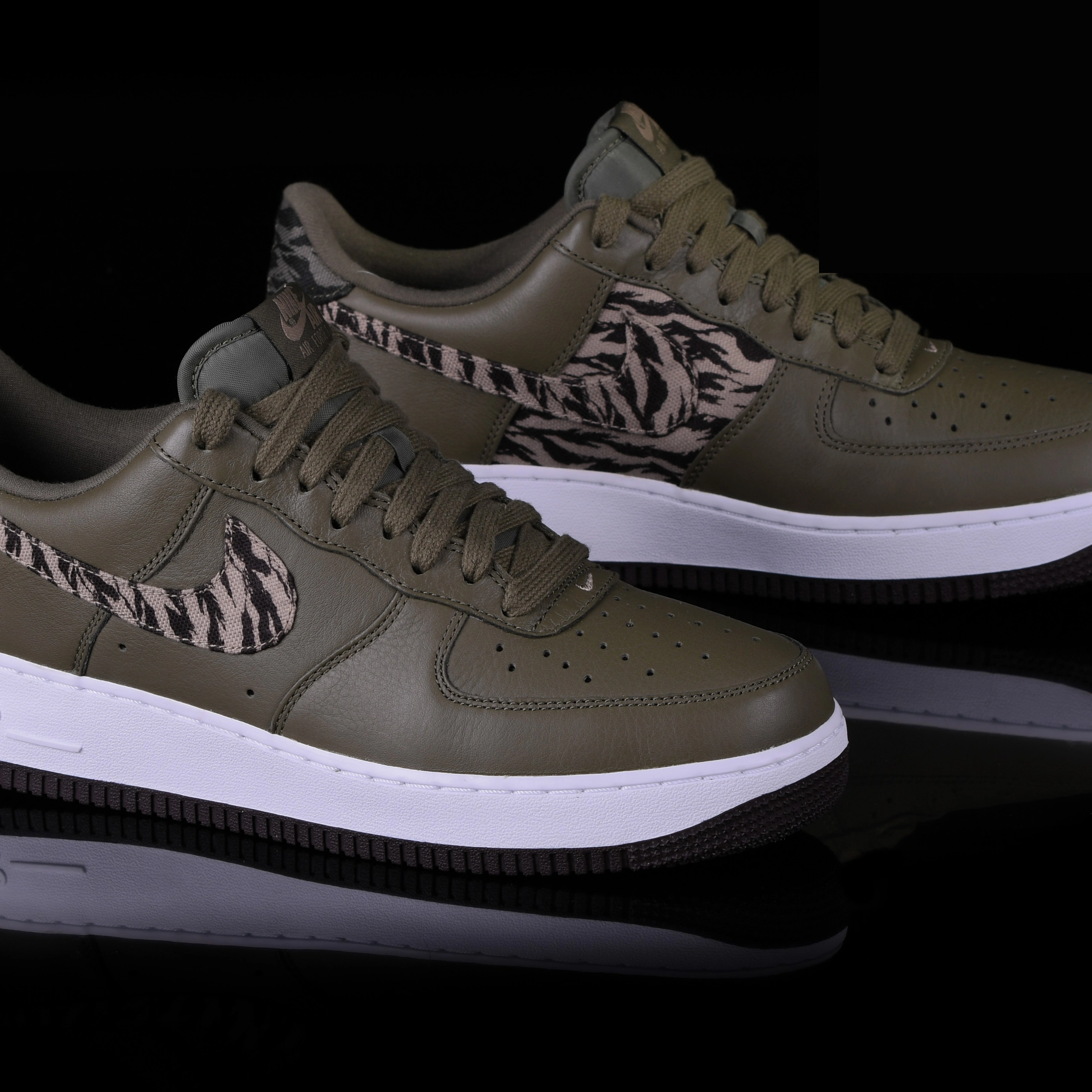 Nike Air Force 1 Aop Prm Medium AQ4131 200