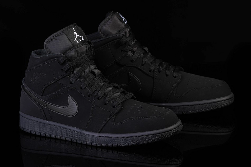 Nike air jordan 1 shop retro mid nubuck triple black